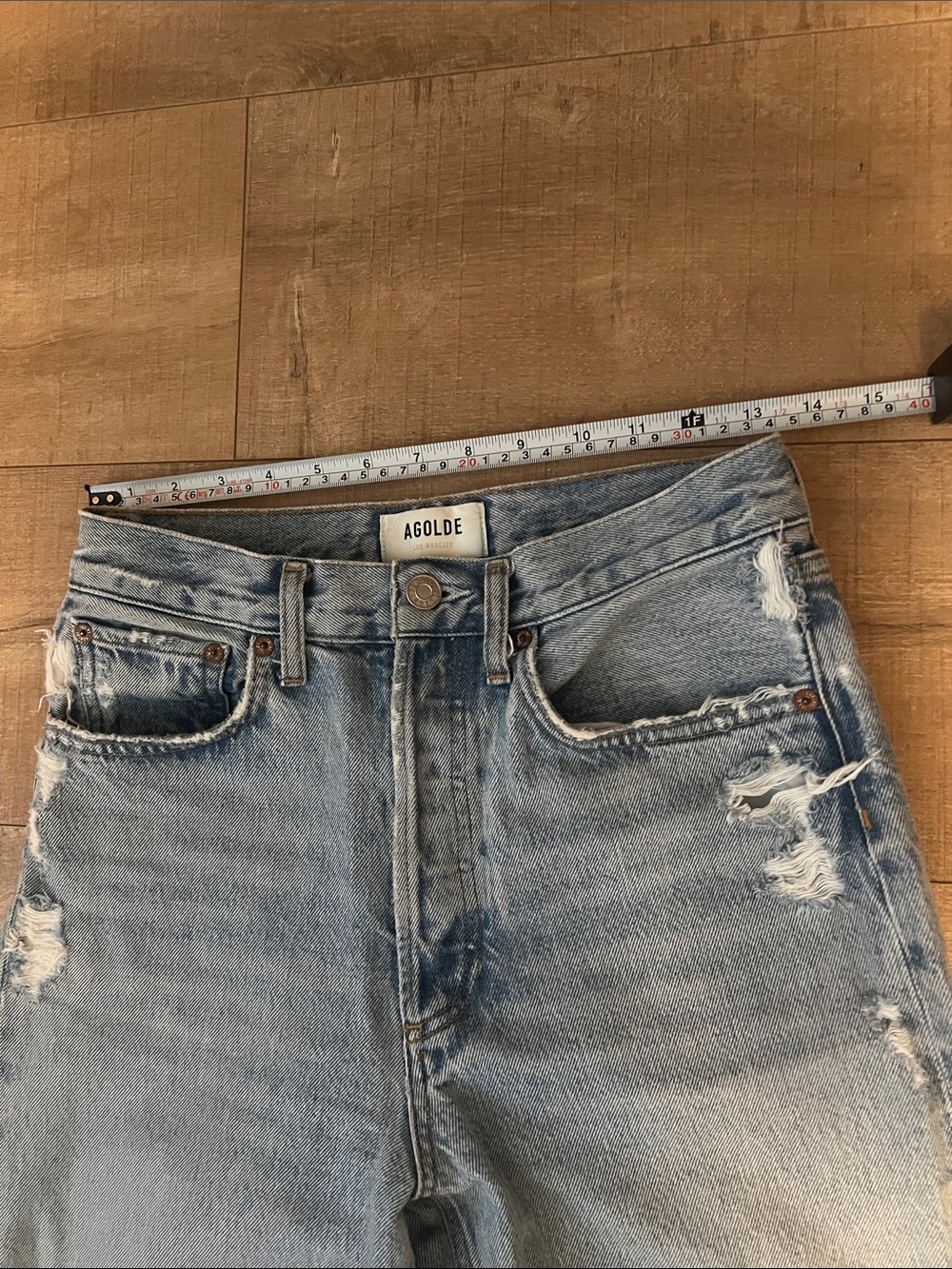 Agolde crop Light Wash Distressed Straight Leg Jeans in the wash nerve size 24 - Picture 5 of 9